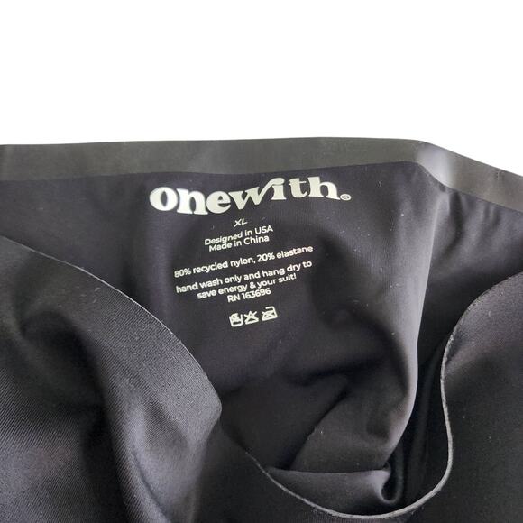 Black Strapless Bikini Top - Picture 4 of 7